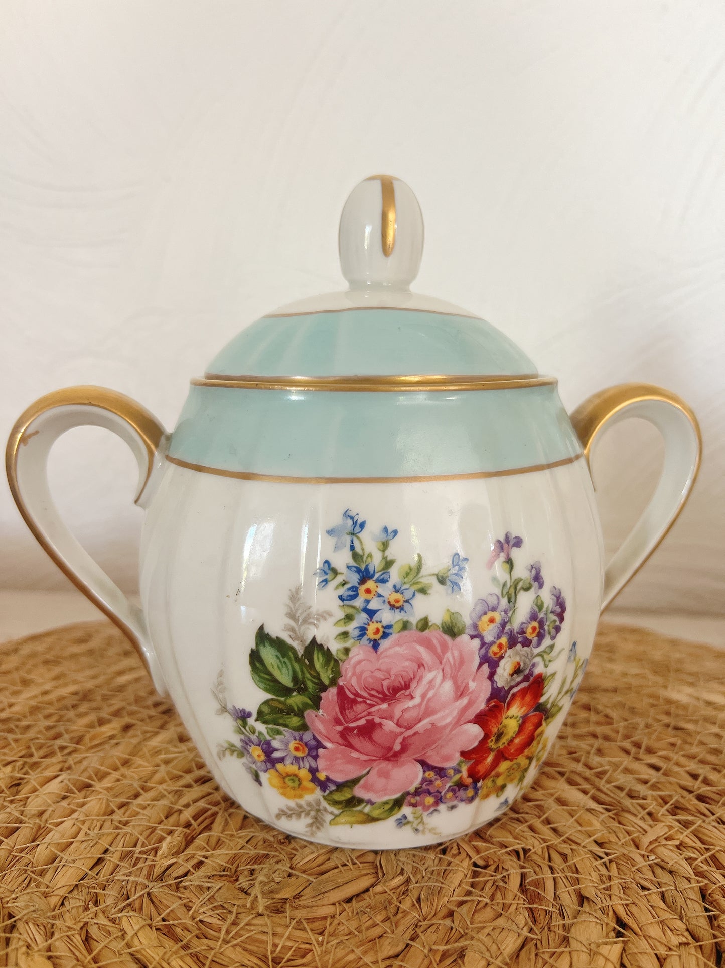 Sucrier en porcelaine de Limoges par chastagner