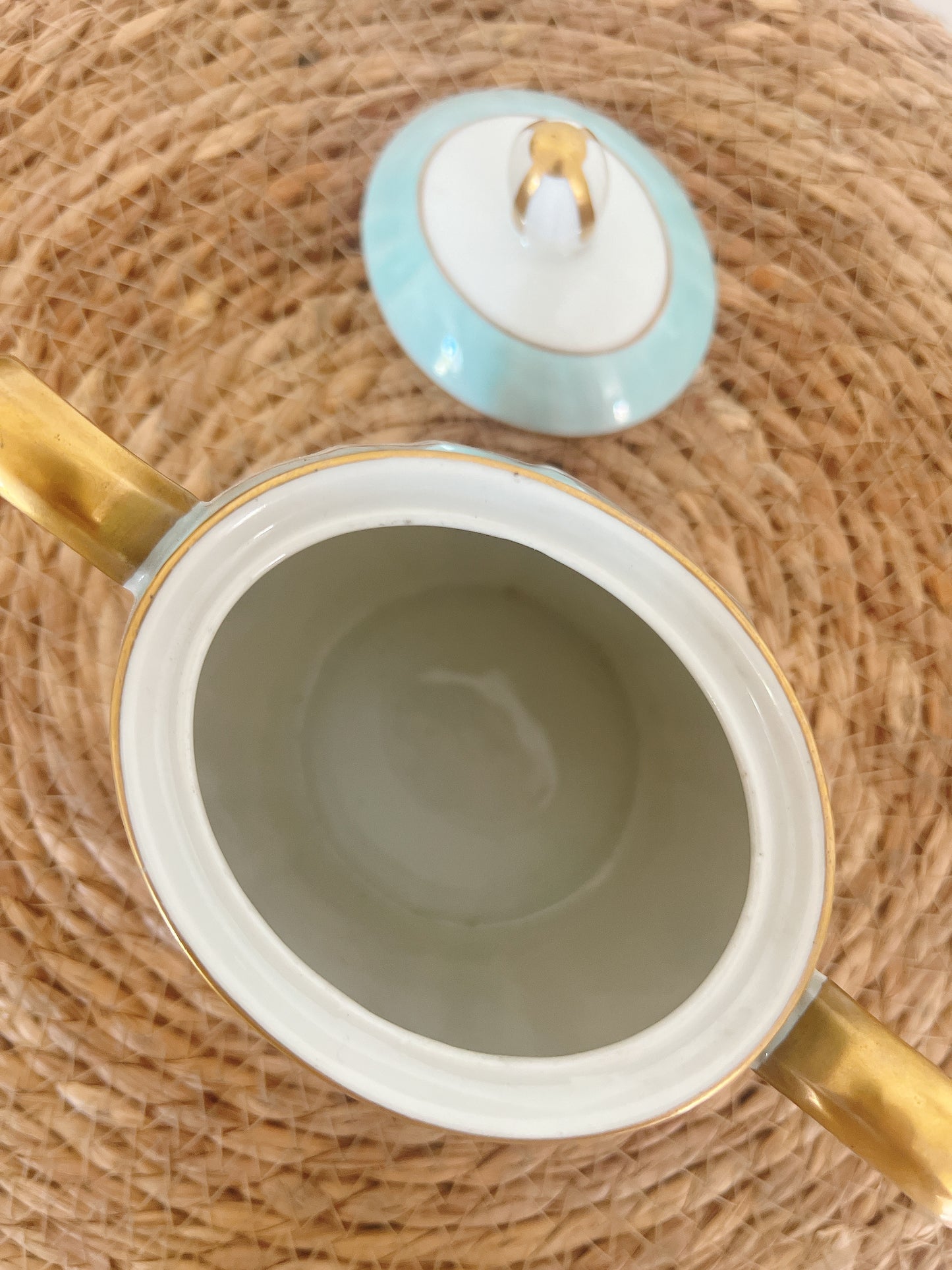 Sucrier en porcelaine de Limoges par chastagner